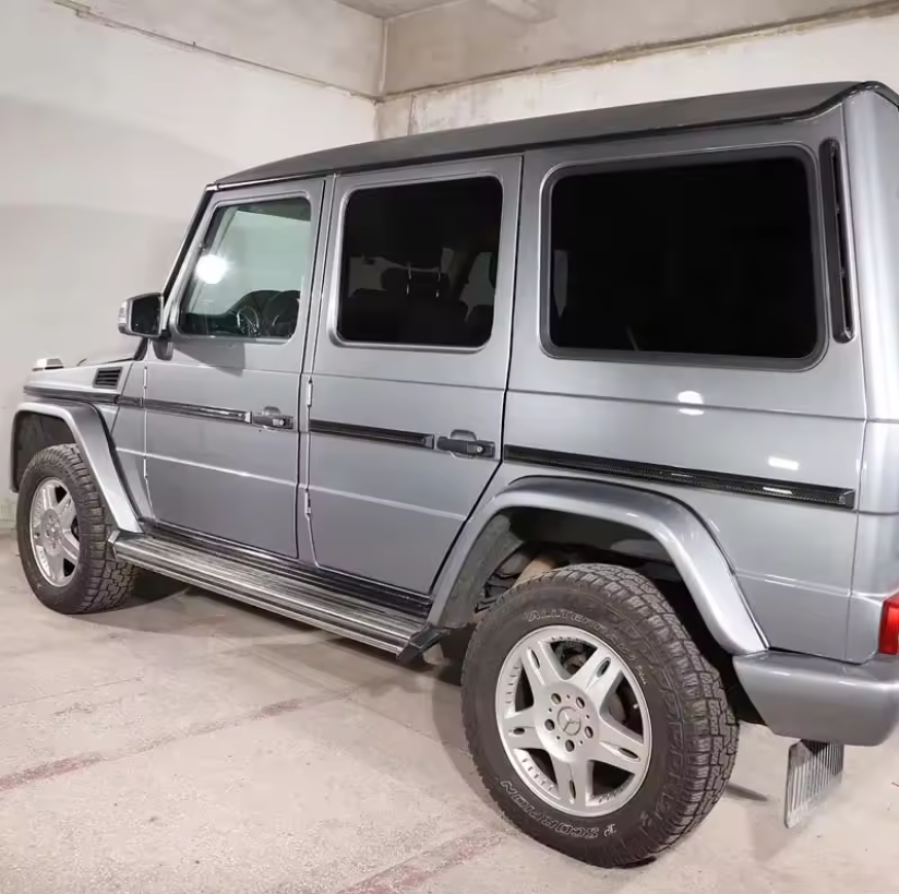 For Mercedes Benz G Class W463 G63 Side Molding Trim for G350 G400 G500 G55 G63 G65 Black Side Molding Trim Kit with B Logo